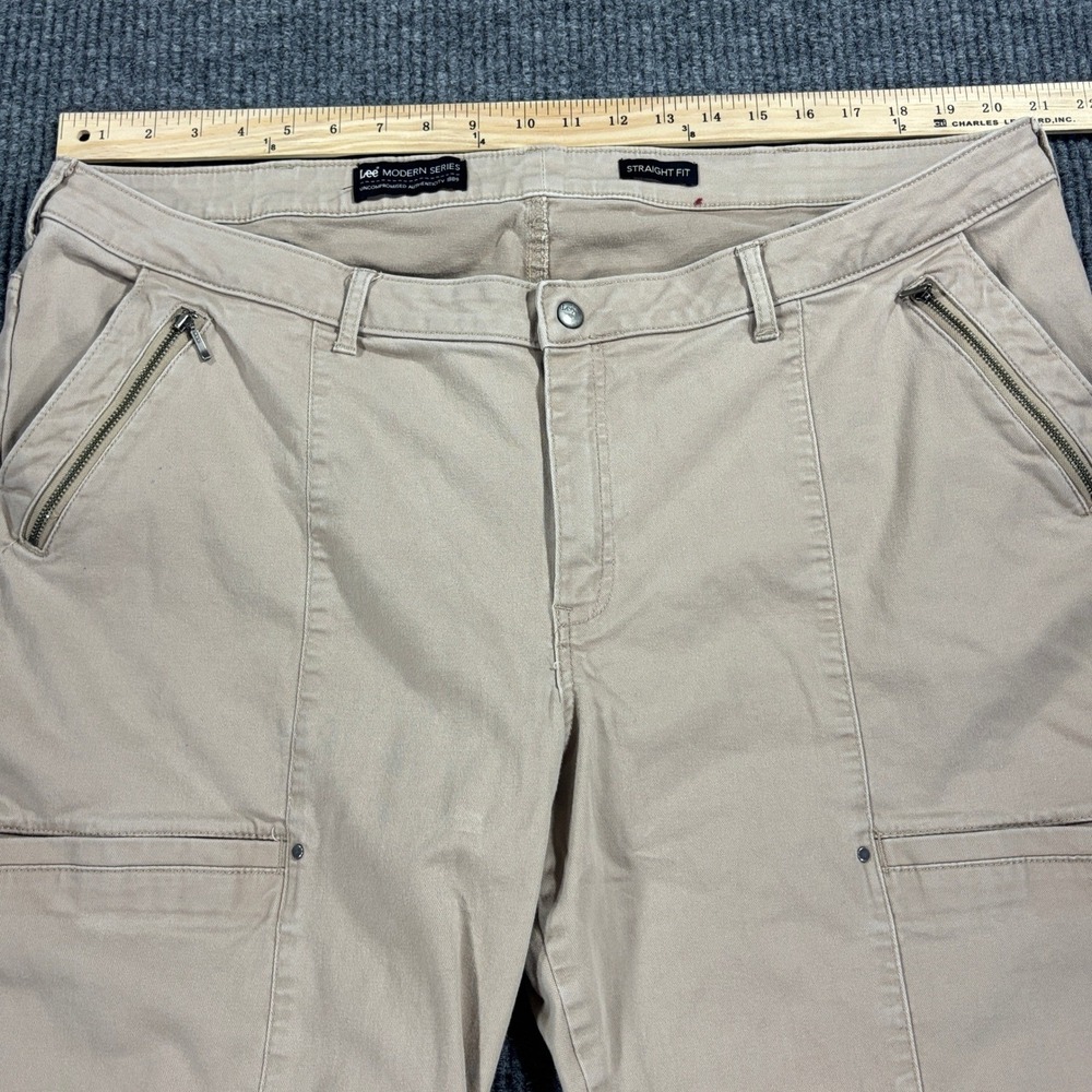 Lee Modern Series Straight Fit Pants Women 22W Tan Khaki Utility Zipper Pockets - Picture 5 of 14